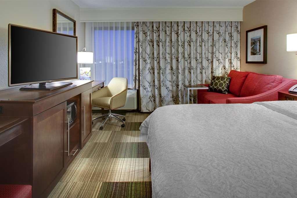 Hampton Inn Greenville/Woodruff Road Mauldin Room photo